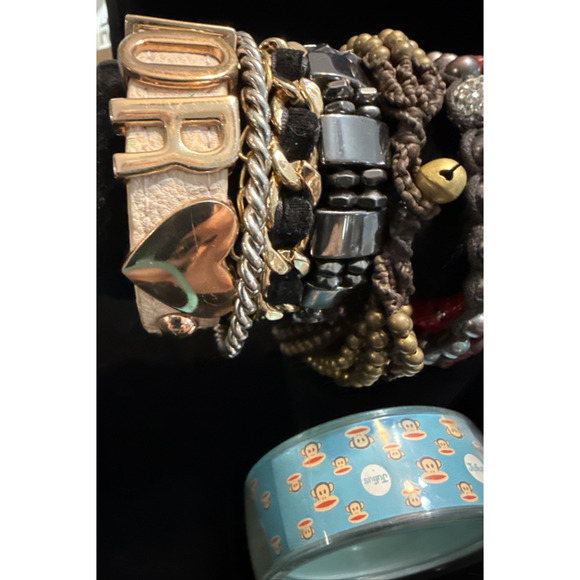 Lot of 17 Mixed Bracelets Bangles Stretch Leather Stone Wrap Wear or Resell - Picture 6 of 16